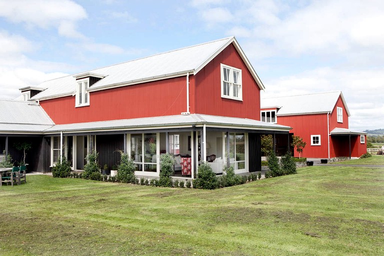 Barns (Clevedon, North Island, New Zealand)