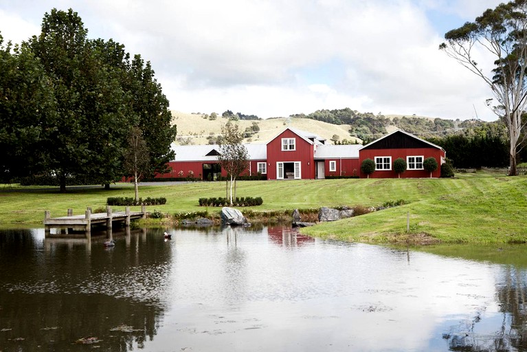 Barns (Clevedon, North Island, New Zealand)