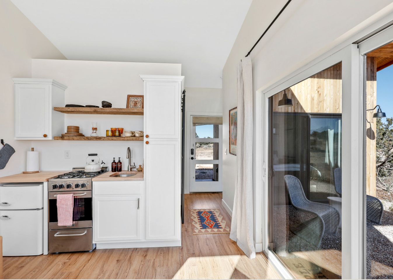 Modern Desert Casita with Stargazing & Red Butte Views near Grand Canyon, Arizona