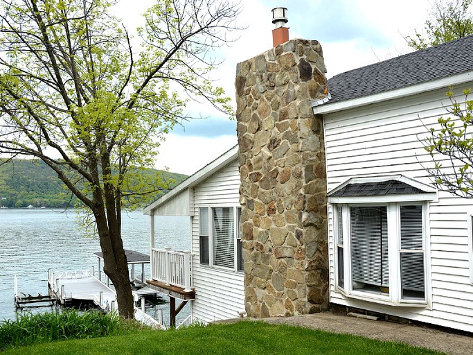 Cabin In Finger Lakes Wine Country