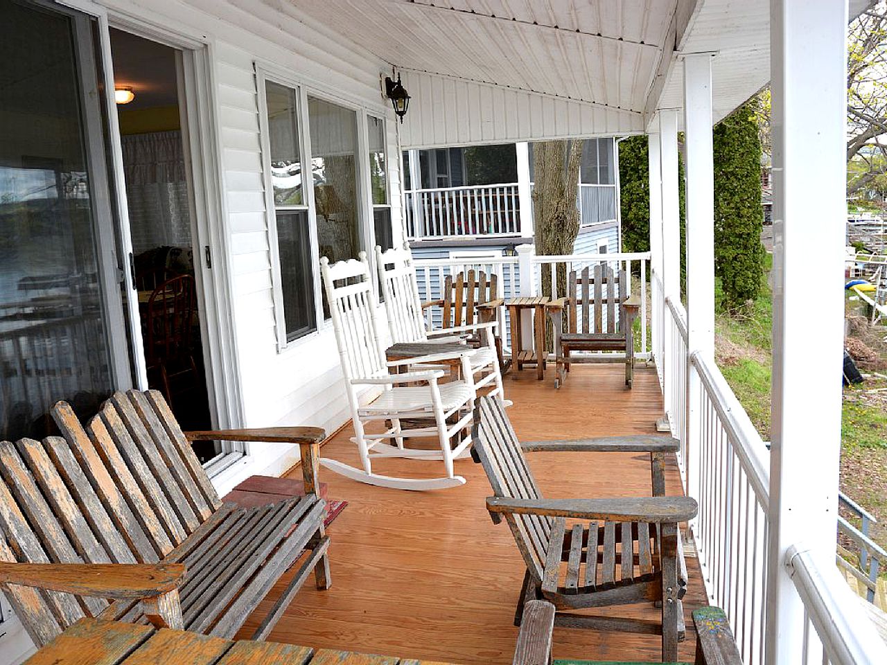 Luxury Cottage Rental with Private Dock on Keuka Lake in Finger Lakes Wine Country