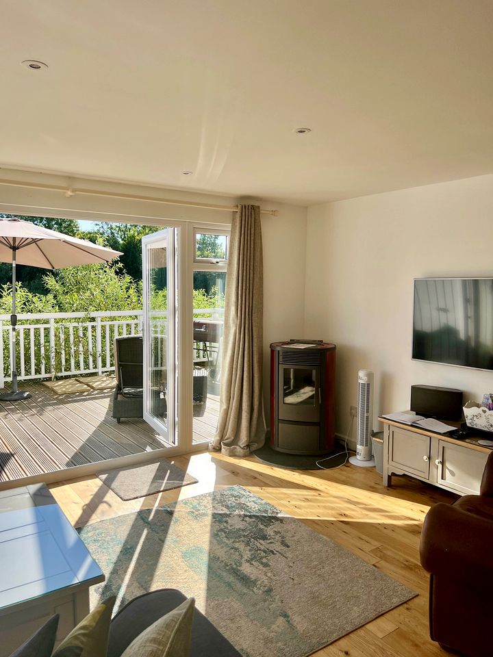 Lovely Vacation Rental in South Cerney, for Relaxing Escapes in the Cotswolds