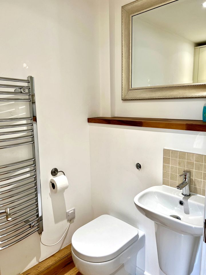 Lovely Vacation Rental in South Cerney, for Relaxing Escapes in the Cotswolds