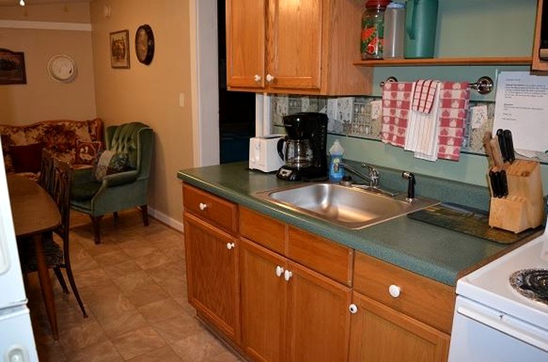 NOLAND POINT RESORT, Cabins 42846, Theodosia, United States of America