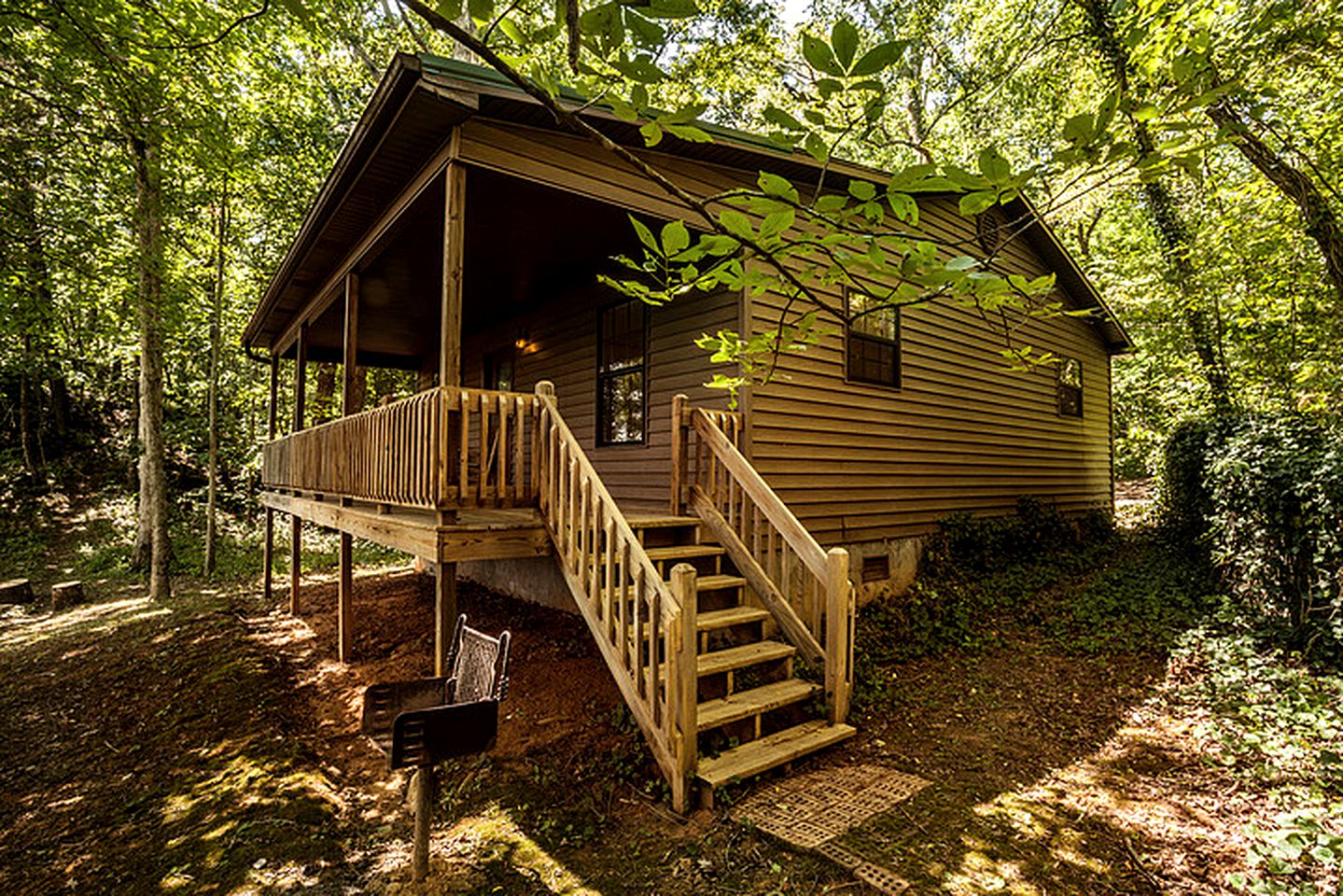 Nolichuckey Bluffs Bed And Breakfast Cabins, Cabins 14109, Greeneville ...