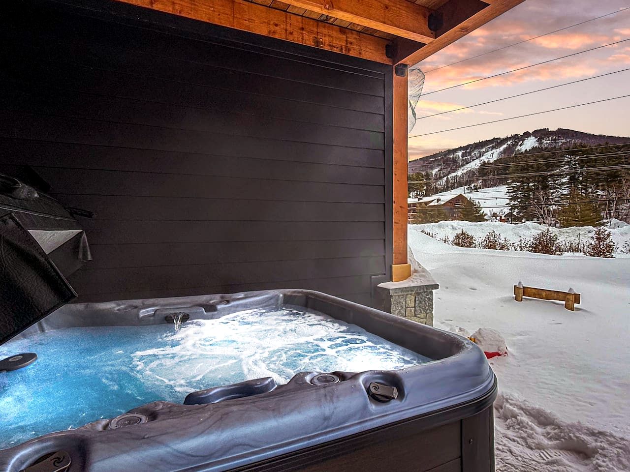 Modern Alpine Retreat with Private Hot Tub and Fireplace in North Conway, New Hampshire