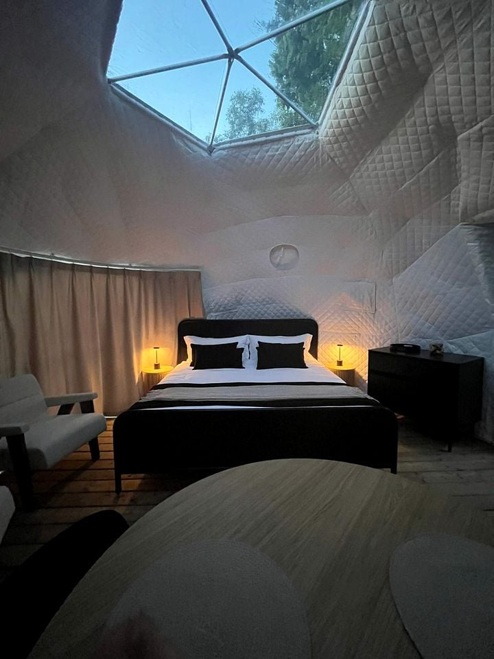 Nordic Luxe Geodome Retreat with Skylight & Forest Views near Tobermory, Ontario
