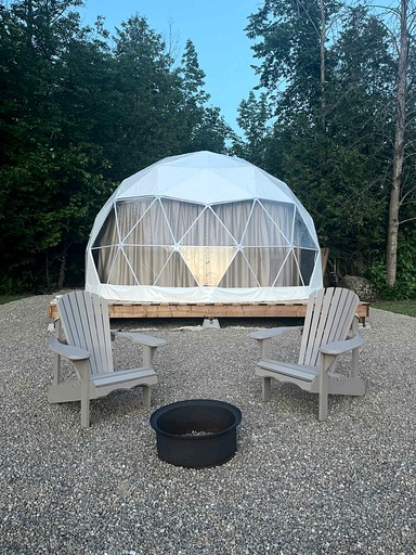 Nordic Luxe Geodome Retreat with Skylight & Forest Views near Tobermory, Ontario