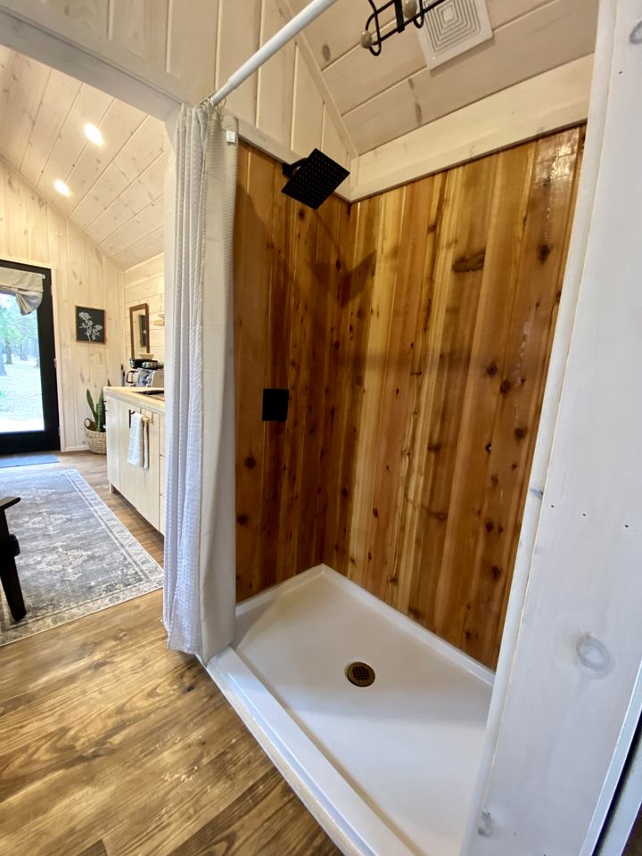 Nordic Tiny House in Boles, AR