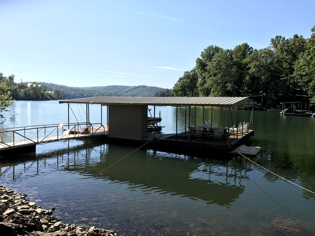 Spacious Cabin on Lake Norris in Lafollette, Tennessee