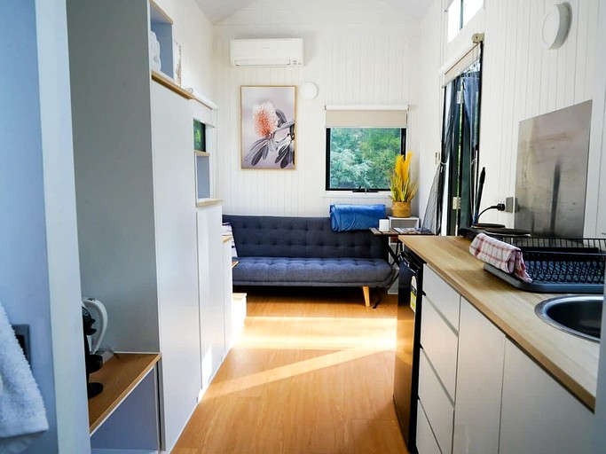 Tiny Houses (Australia, North Bruny, Tasmania)