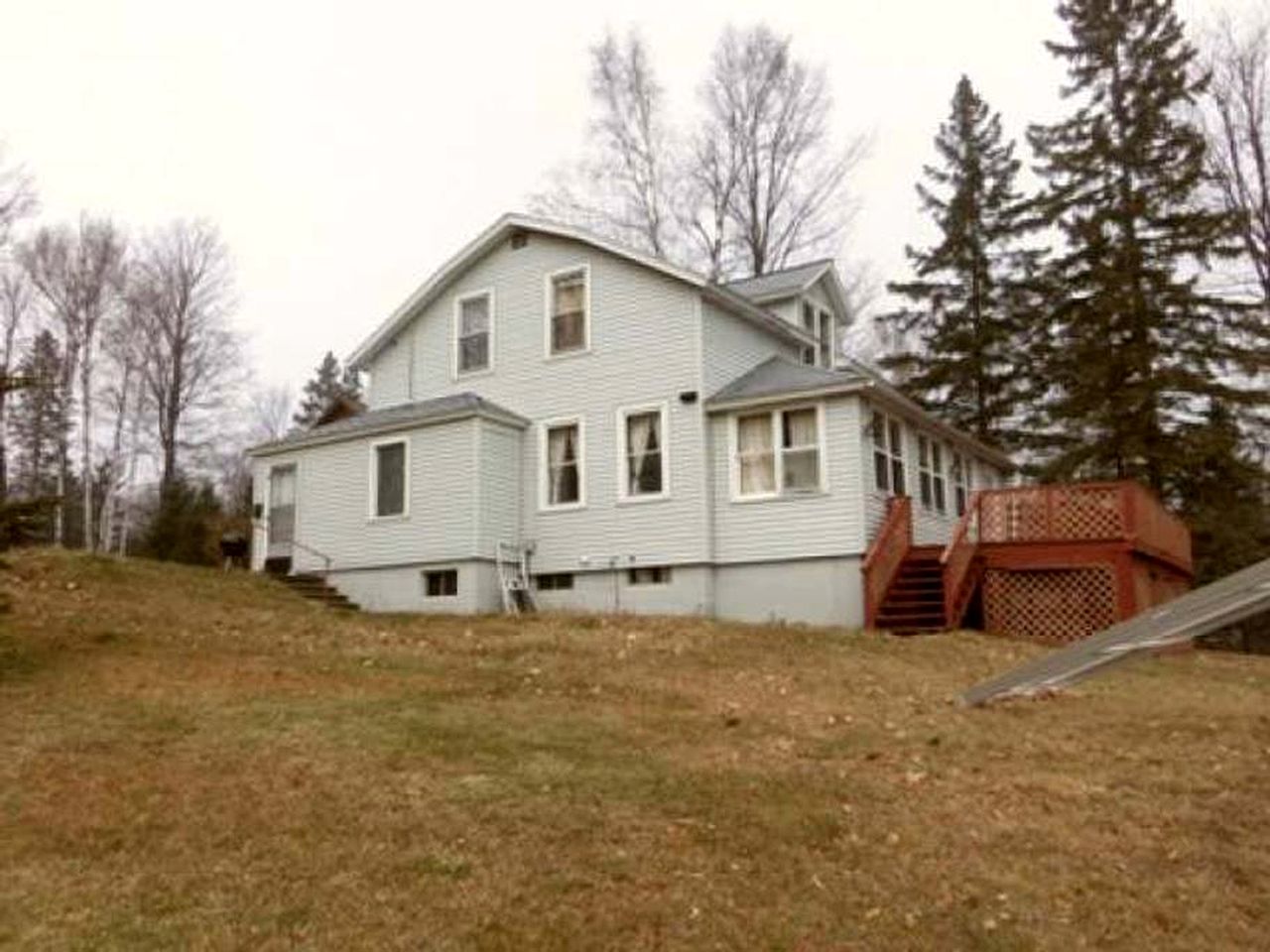 Spacious Cottage Rental with a Fire Pit and Fabulous Views in Summit Lake, Wisconsin
