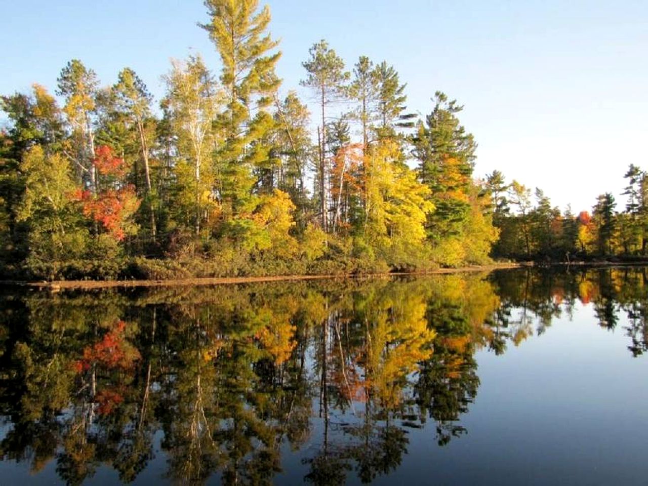 Spacious Cottage Rental with a Fire Pit and Fabulous Views in Summit Lake, Wisconsin