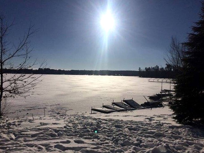 Cabins (Summit Lake, Wisconsin, United States)