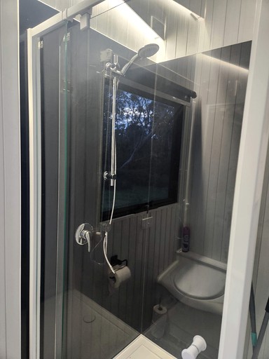 Tiny Houses (Australia, Dadswells Bridge, Victoria)