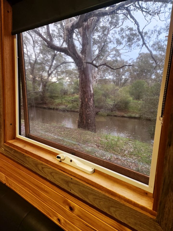 Beautiful Tiny House with Fire Pit in Dadswells Bridge, Victoria