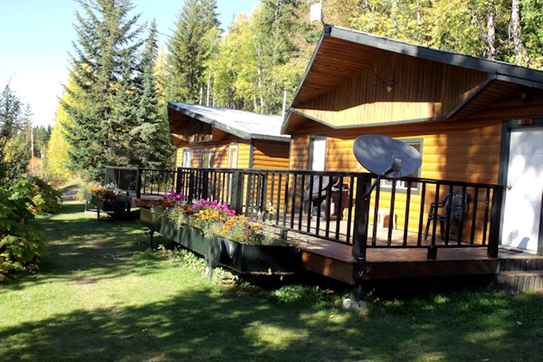 Cabins (Likely, British Columbia, Canada)