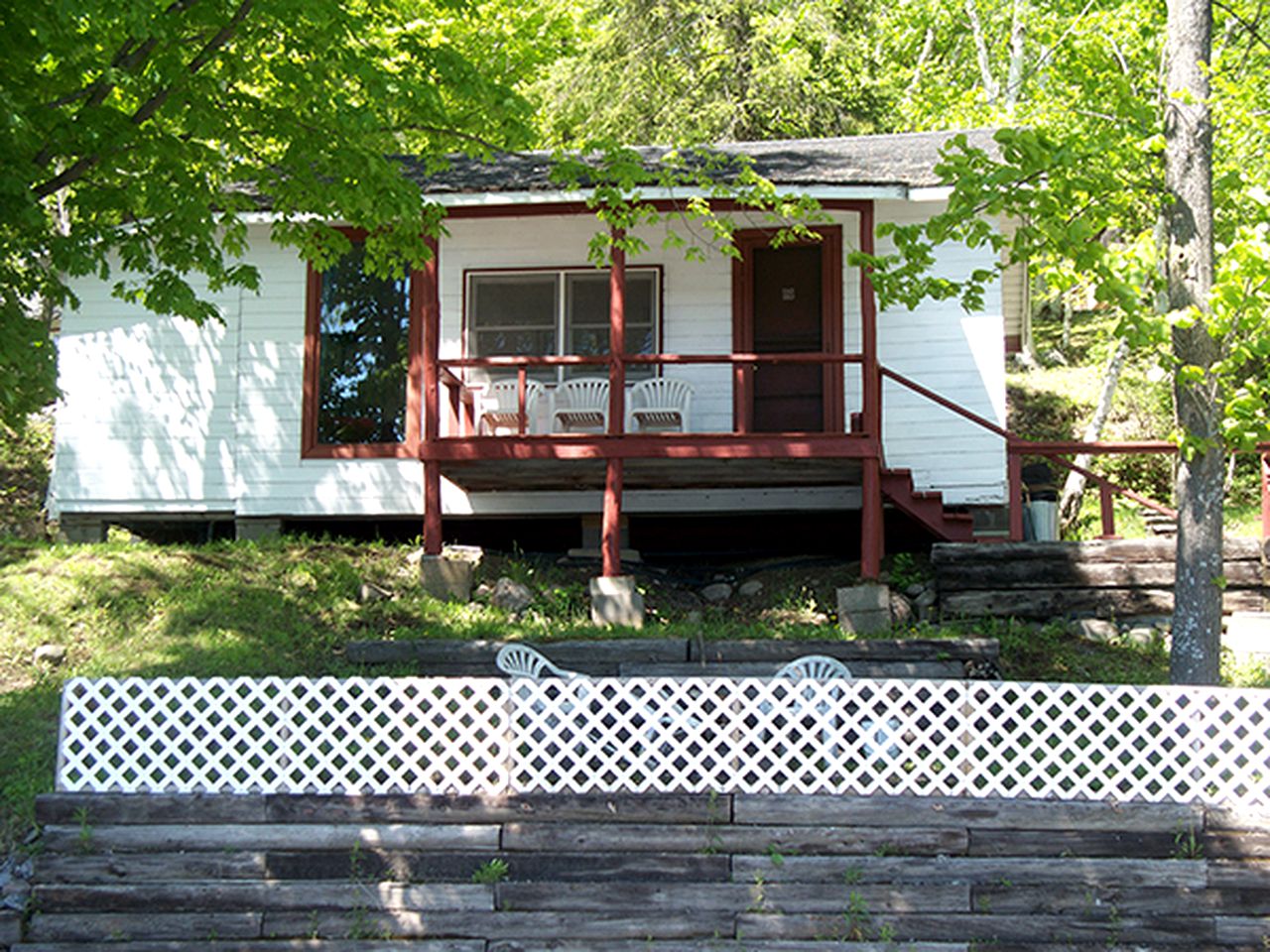 Rustic Cottage near Lake Nipissing, Ontario