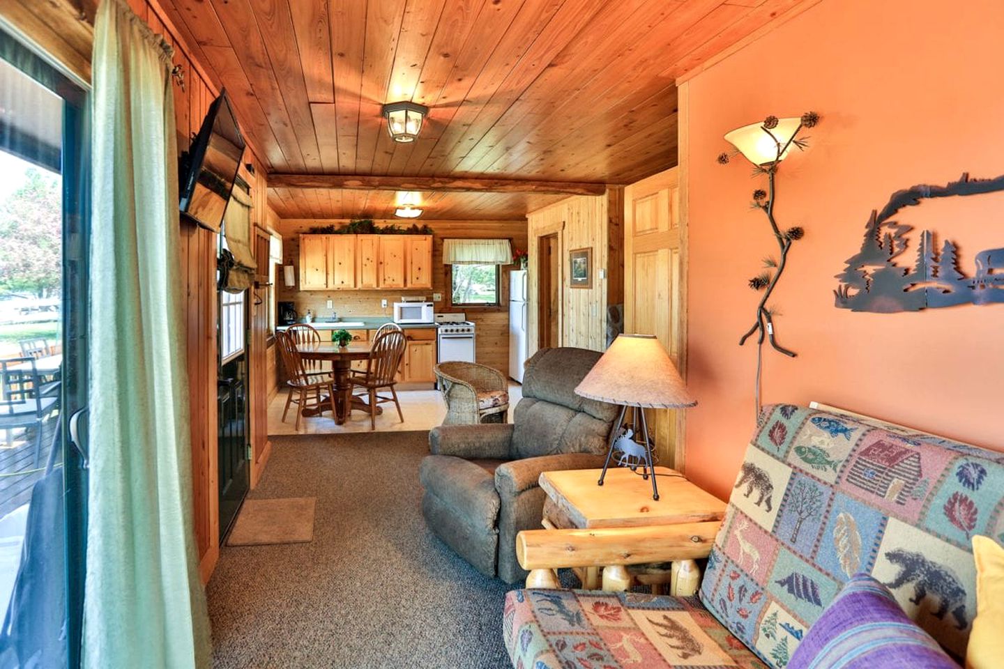 Waterfront Cabin Rental with Breathtaking Sunset Views near Lake Kabetogama, Minnesota