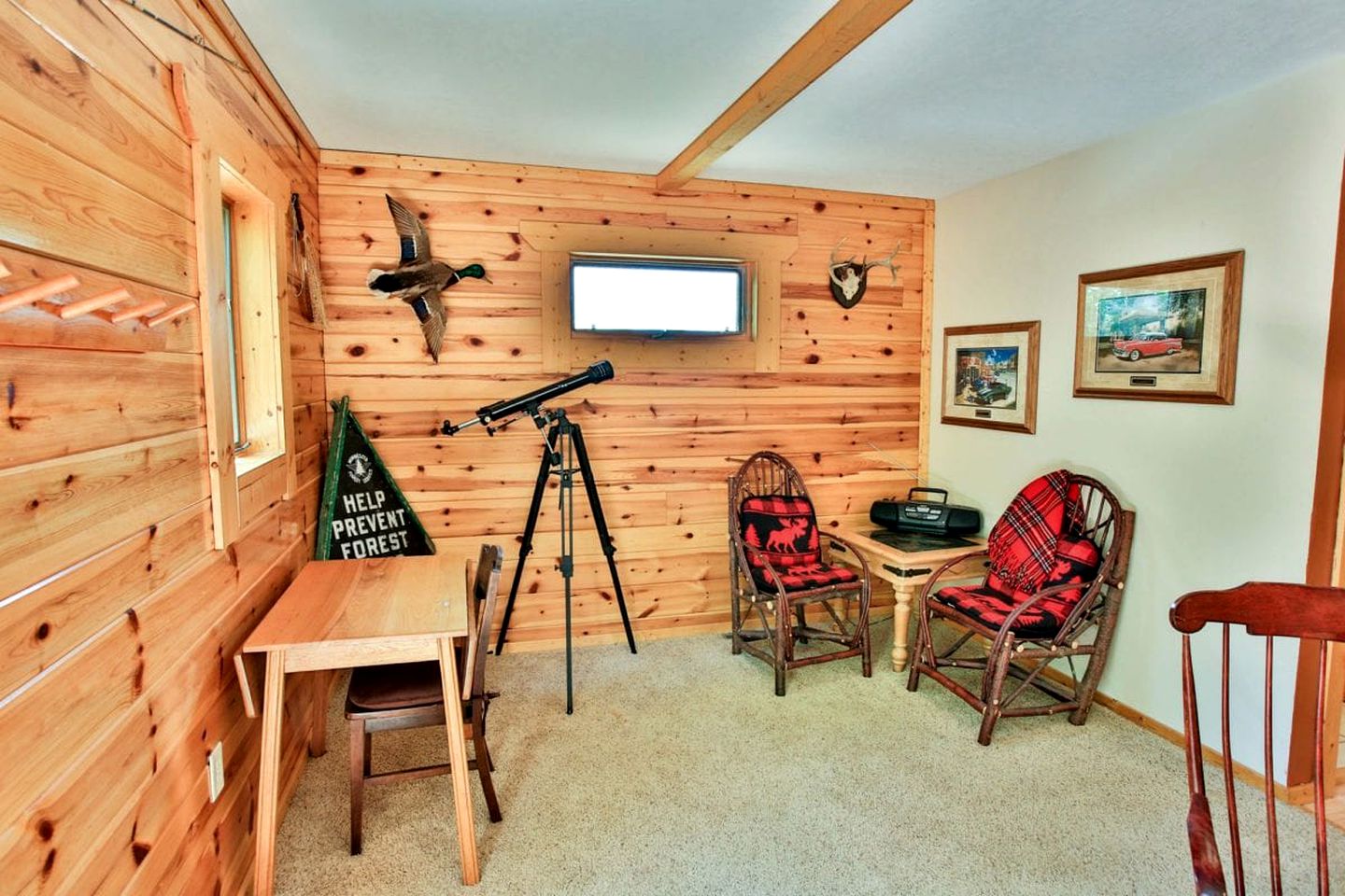 Amazing Cabin Rental in Voyageurs National Park near Lake Kabetogama, Minnesota