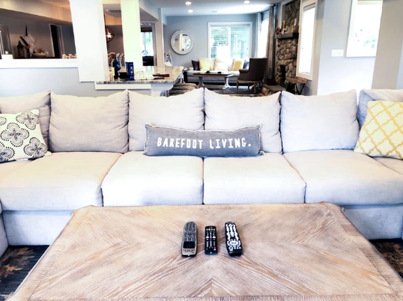 Luxurious Waterfront Cabin for a Group Getaway in Fort Ann, New York