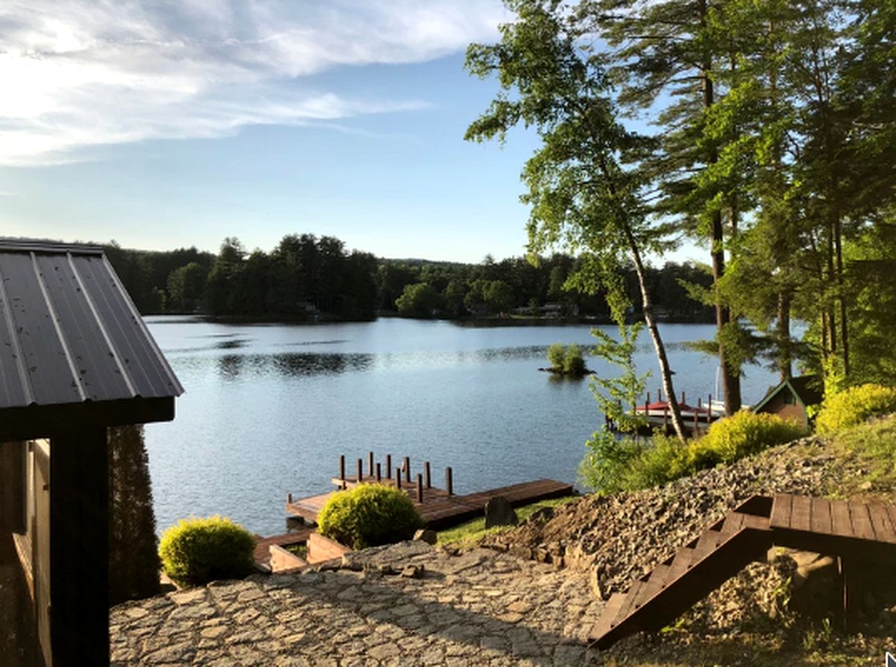 Luxurious Waterfront Cabin for a Group Getaway in Fort Ann, New York
