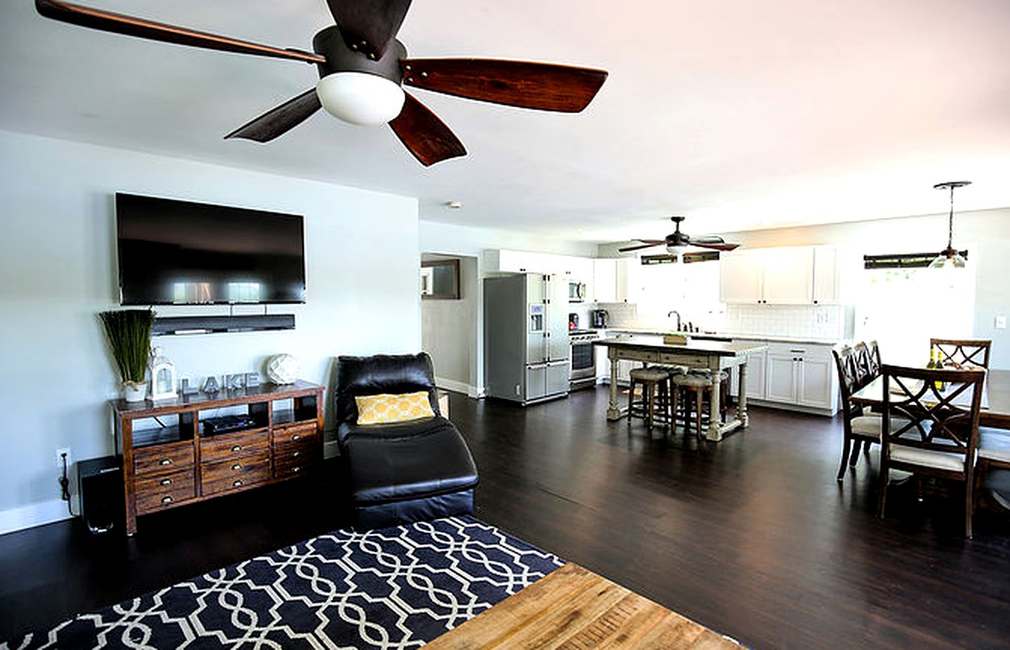 Lakefront Vacation Rental for Group Getaway in Fort Ann, Upstate New York