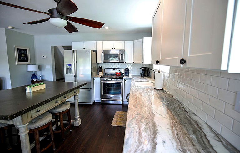 Cottages (Fort Ann, New York, United States)