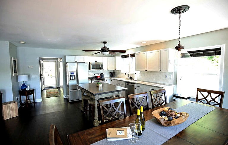 Cottages (Fort Ann, New York, United States)