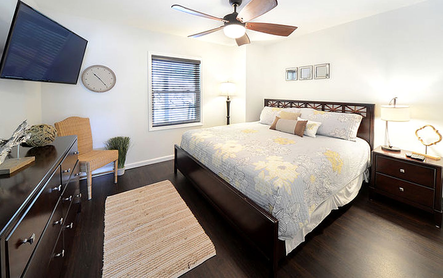 Lakefront Vacation Rental for Group Getaway in Fort Ann, Upstate New York