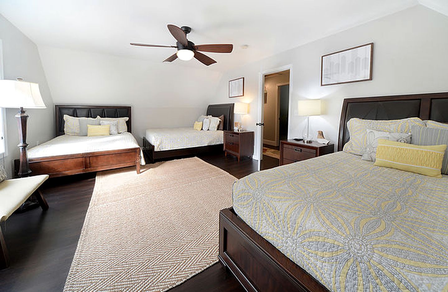 Lakefront Vacation Rental for Group Getaway in Fort Ann, Upstate New York