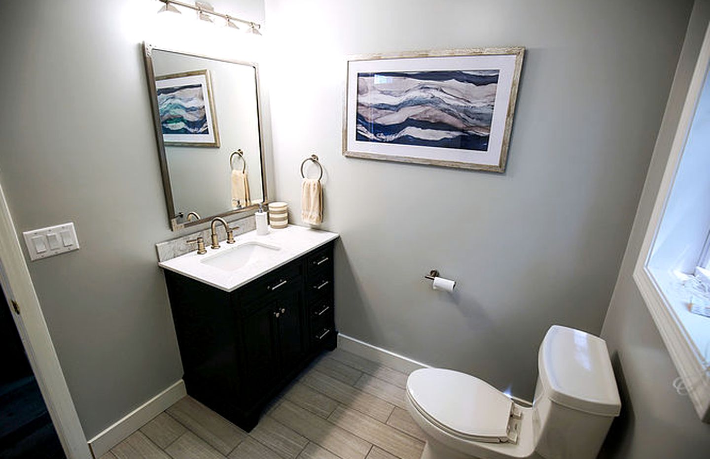 Secluded Cabin with Waterfront Views on Hadlock Pond in Fort Ann, New York