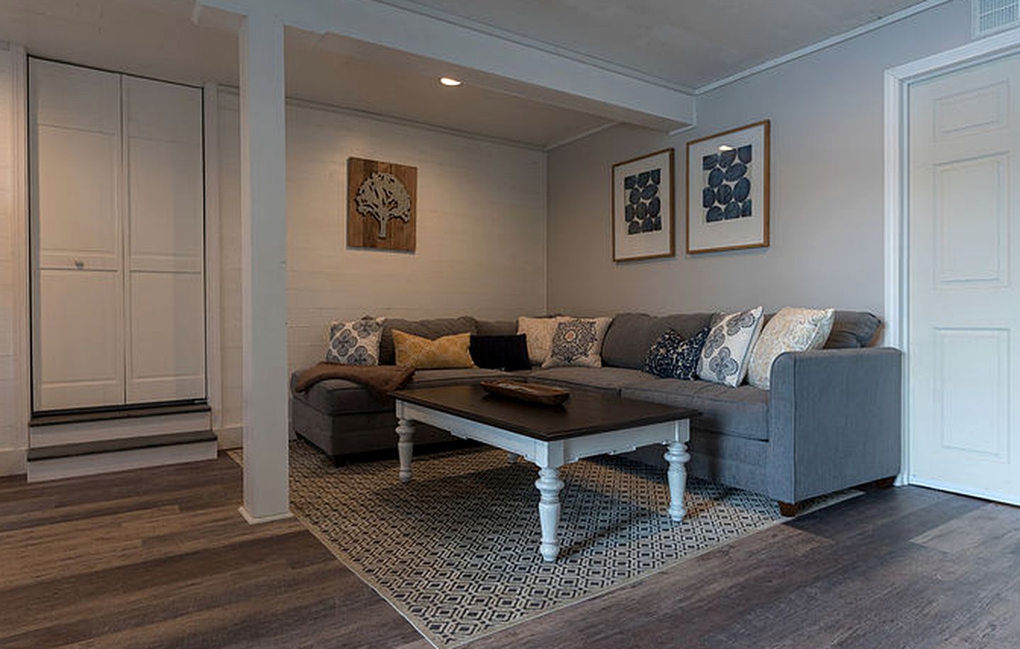 Secluded Cabin with Waterfront Views on Hadlock Pond in Fort Ann, New York