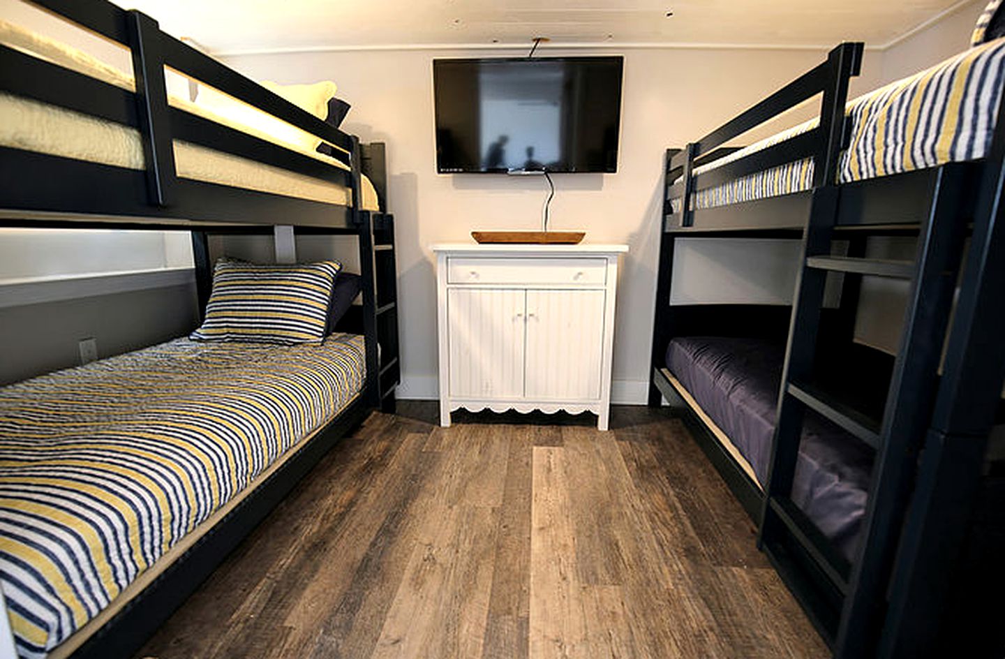 Secluded Cabin with Waterfront Views on Hadlock Pond in Fort Ann, New York