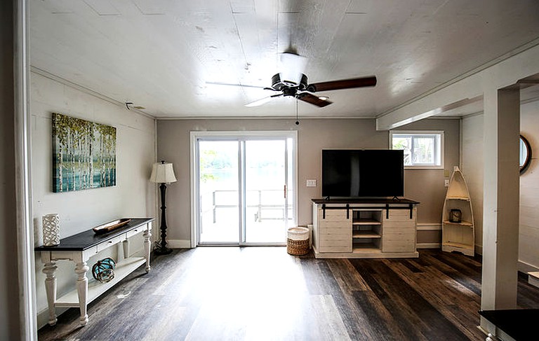 Cabins (Fort Ann, New York, United States)