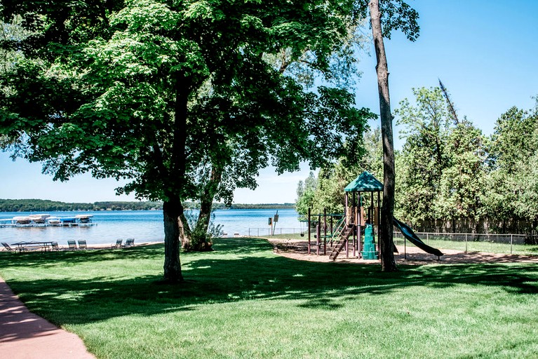 Vacation Rentals (United States of America, Bellaire, Michigan)