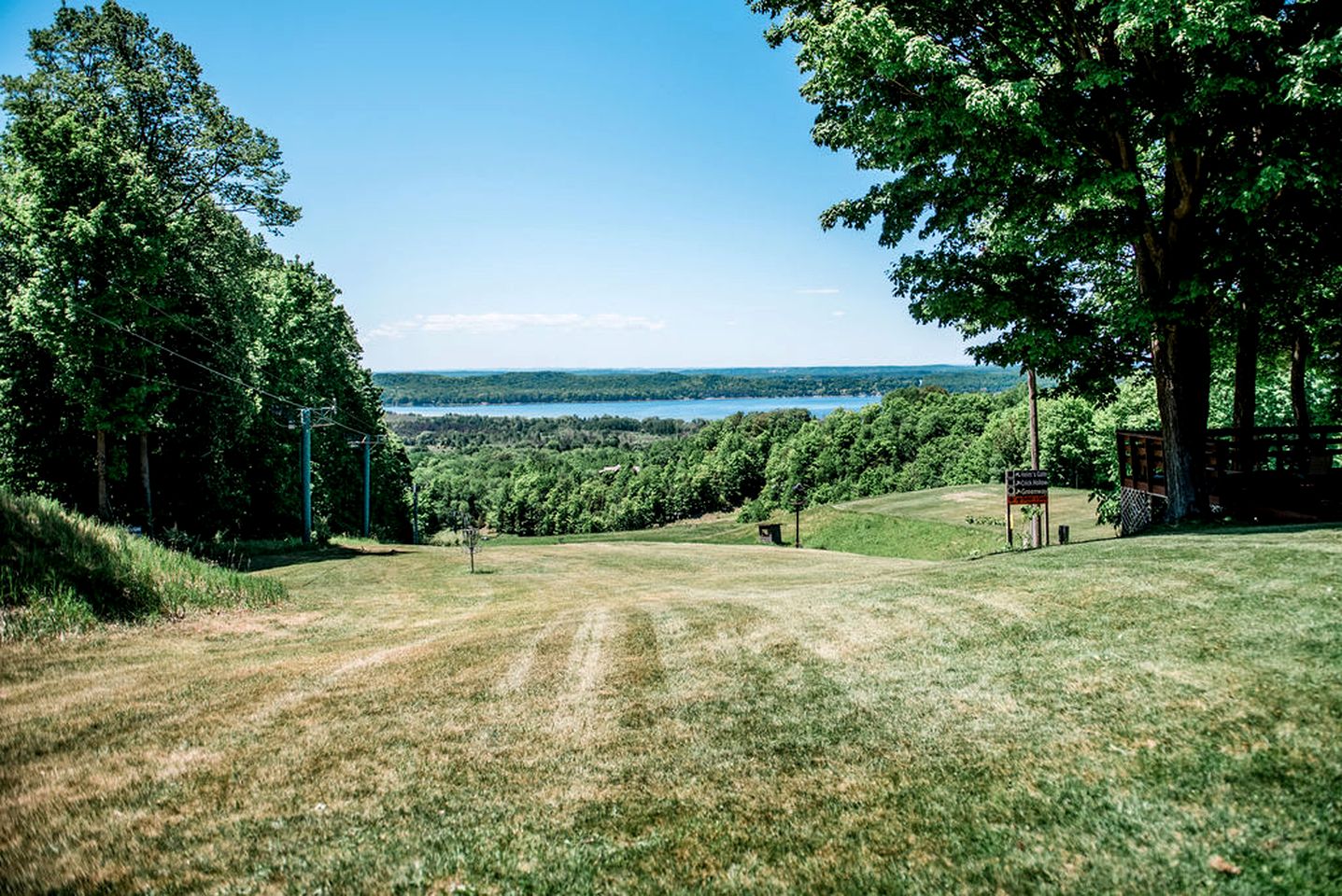 Incredible Cottage with Private Beach and Indoor and Outdoor Swimming Pool in Bellaire, Michigan