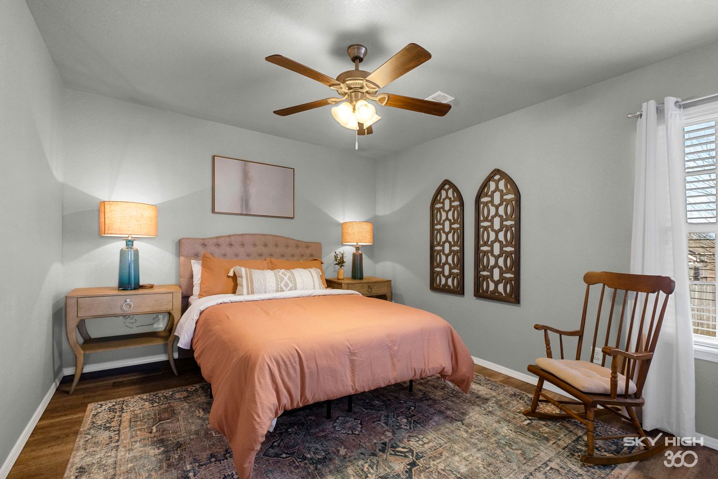 Cozy Retreat w/ Soaker Tub & Family Entertainment Area in Siloam Springs, Arkansas