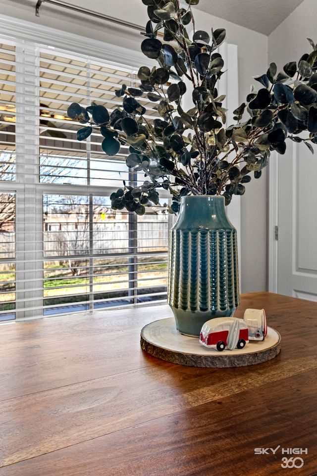 Cozy Retreat w/ Soaker Tub & Family Entertainment Area in Siloam Springs, Arkansas