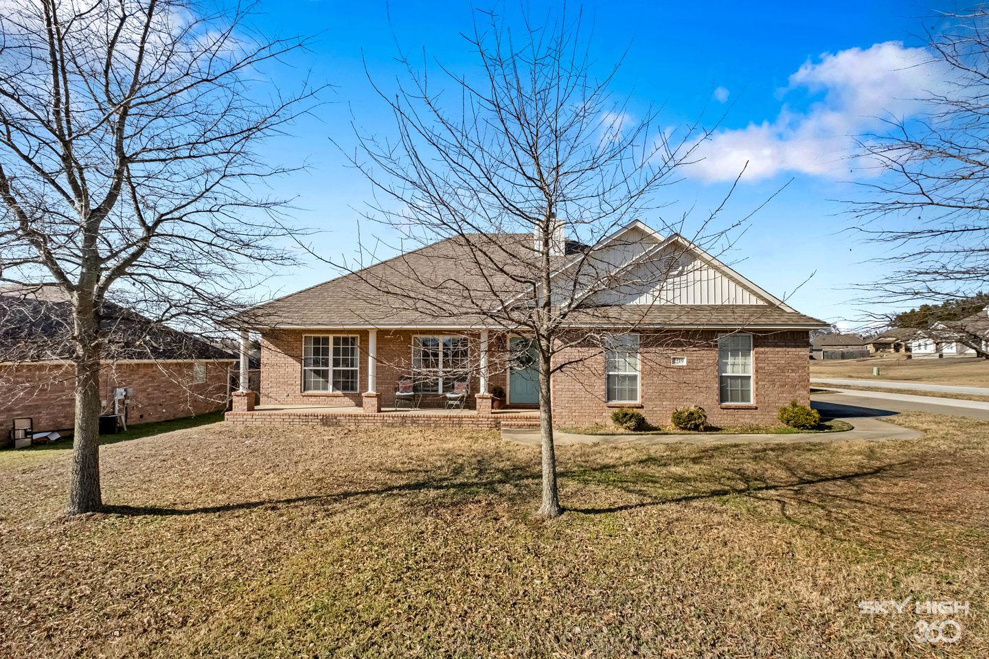 Cozy Retreat w/ Soaker Tub & Family Entertainment Area in Siloam Springs, Arkansas