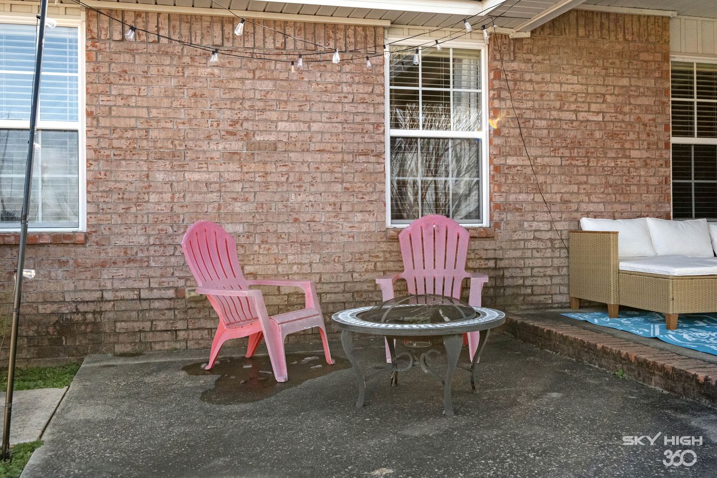 Cozy Retreat w/ Soaker Tub & Family Entertainment Area in Siloam Springs, Arkansas
