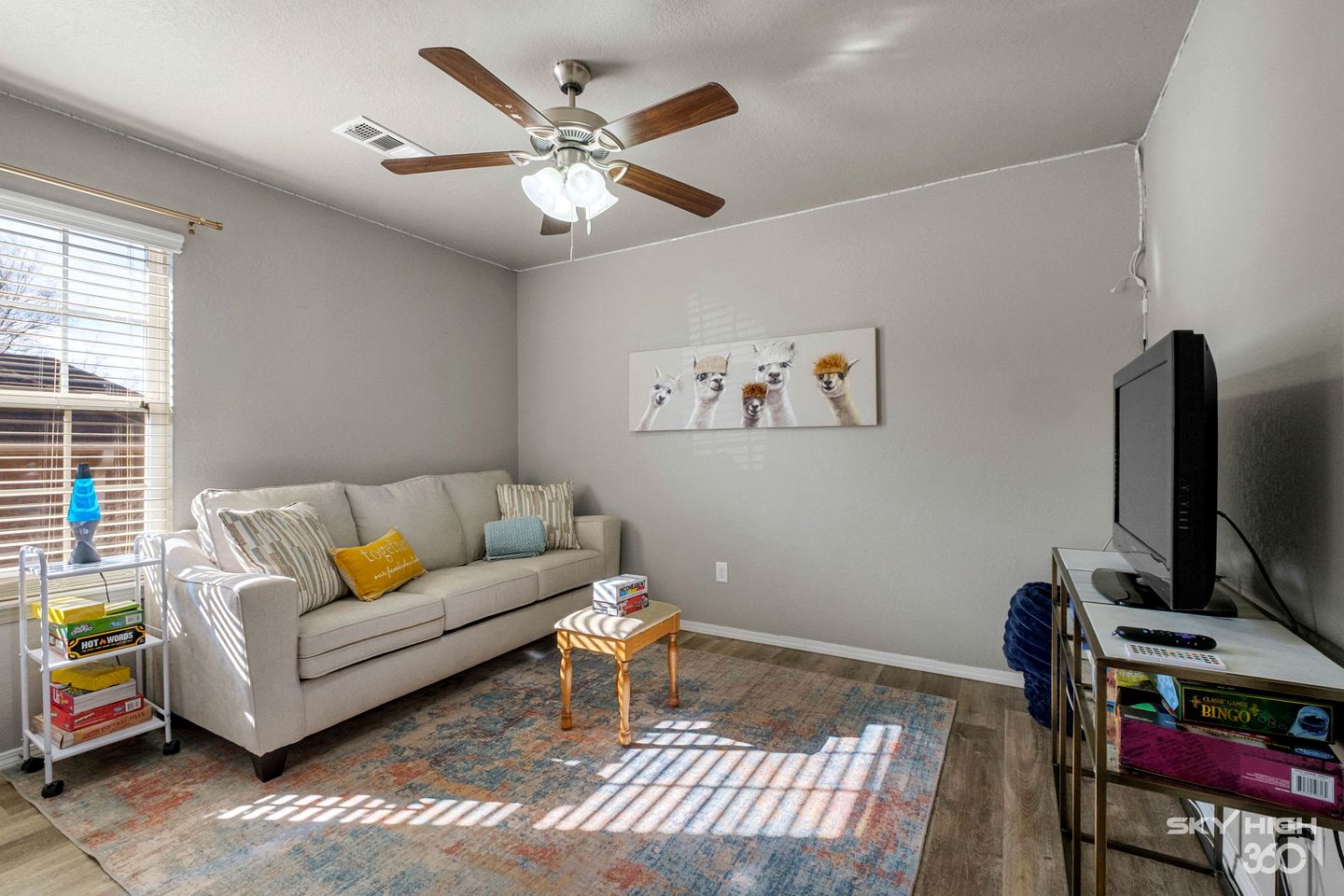 Cozy Retreat w/ Soaker Tub & Family Entertainment Area in Siloam Springs, Arkansas