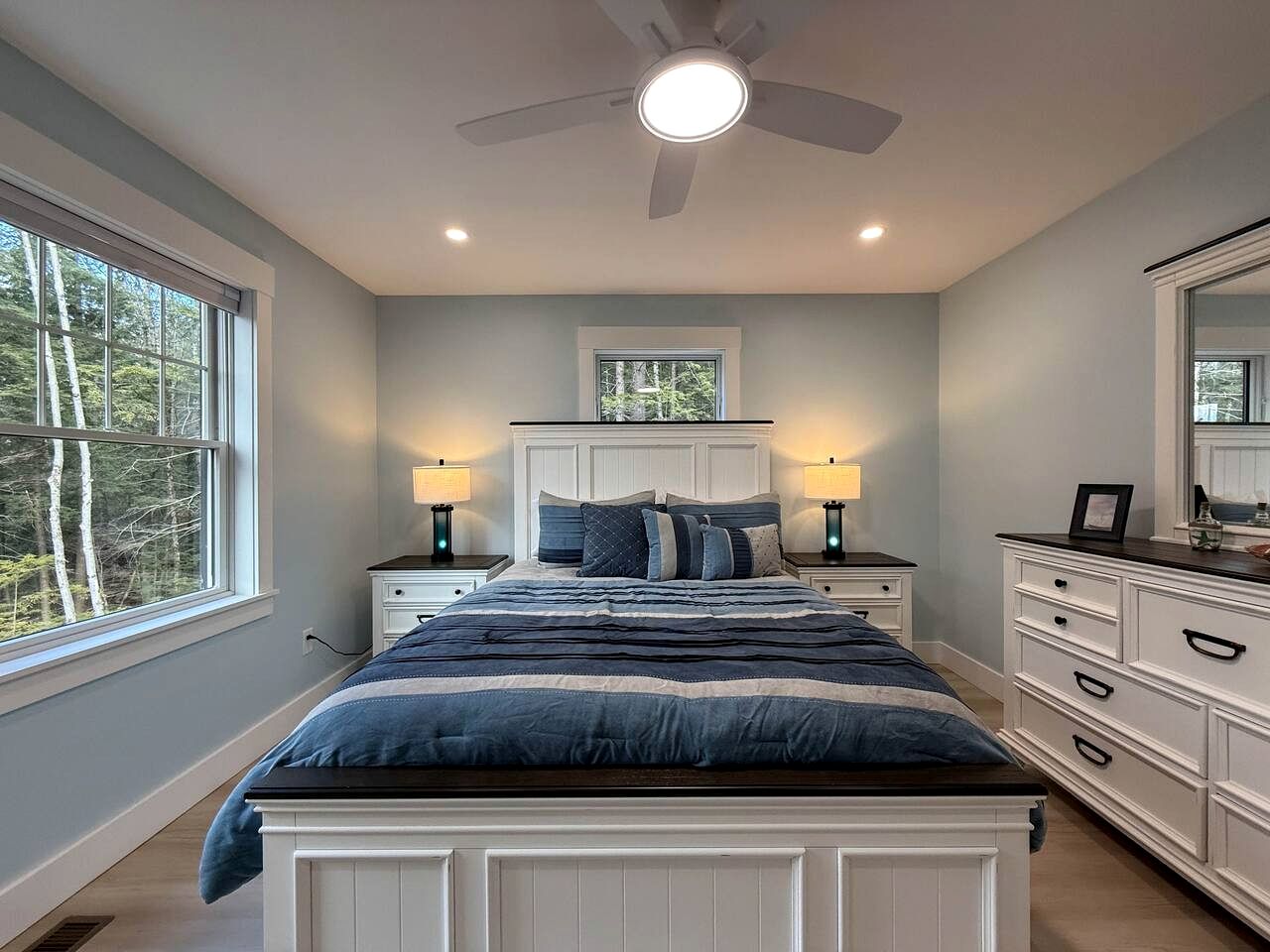 Nautical Chalet Retreat with Hot Tub and Game Room in Conway, New Hampshire