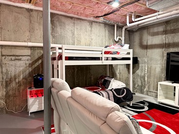 Nautical Chalet Retreat with Hot Tub and Game Room in Conway, New Hampshire photo 2
