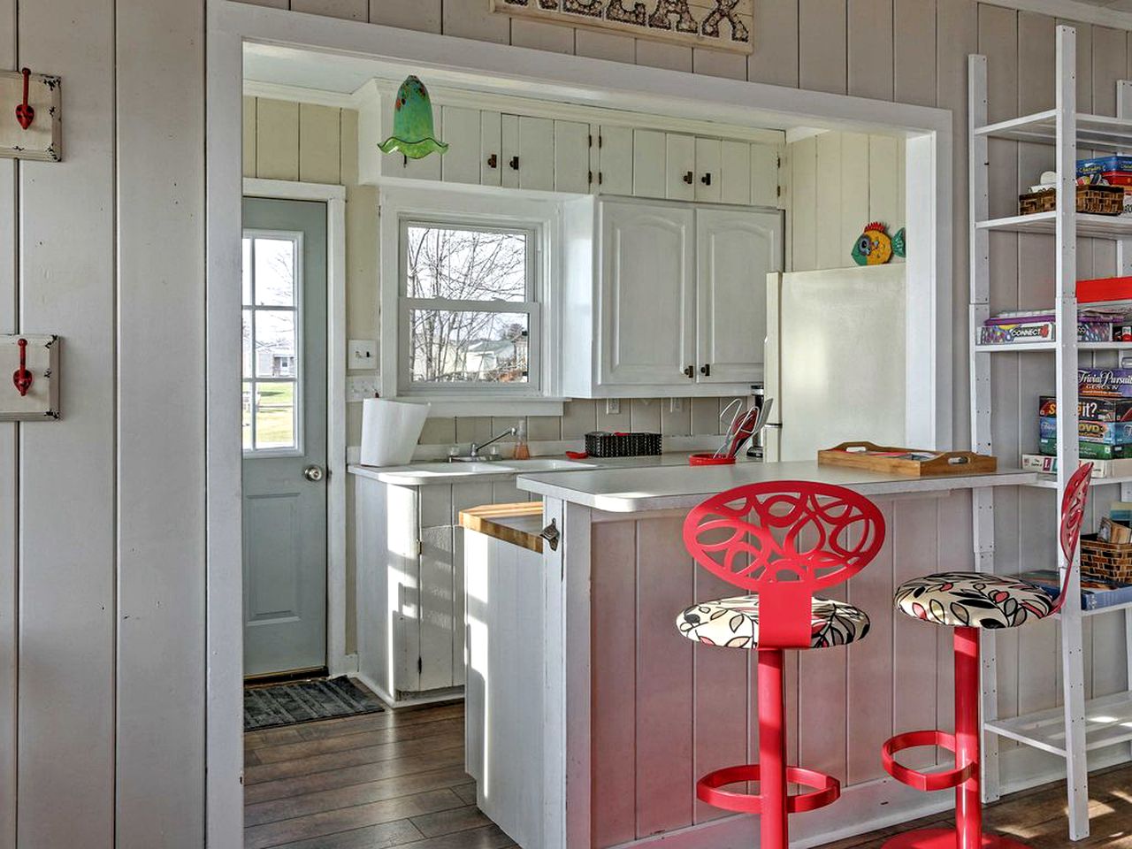 Charming Cottage Getaway near Lake Poygan in Fremont, Wisconsin