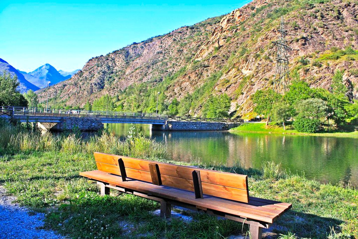 Gorgeous Family-Friendly Cabin Rental in the Pyrenees Mountains, Catalonia