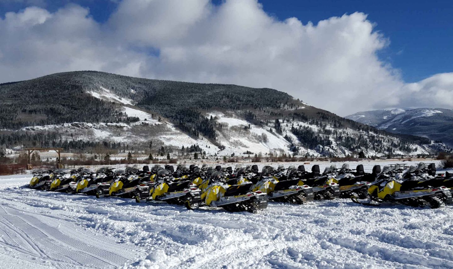 Enchanting Cabins Nestled in National Forest with Stunning Views in Vail, Colorado