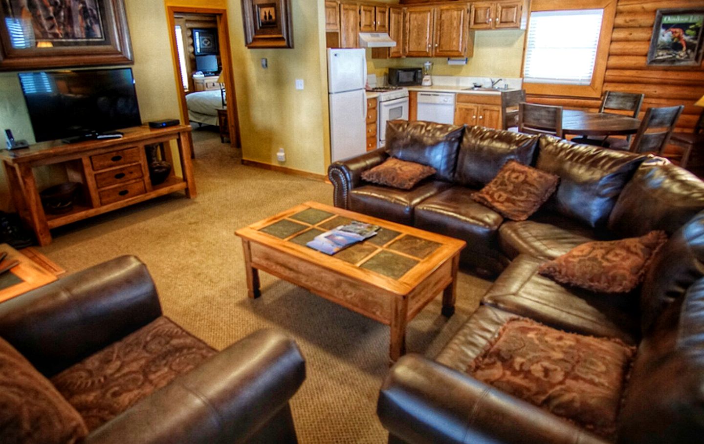 Enchanting Cabins Nestled in National Forest with Stunning Views in Vail, Colorado