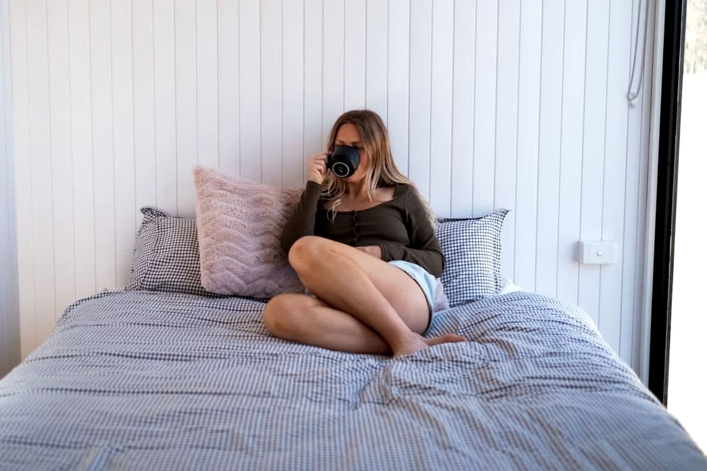 Pet-Friendly NSW Glamping Retreat with Mountain Views