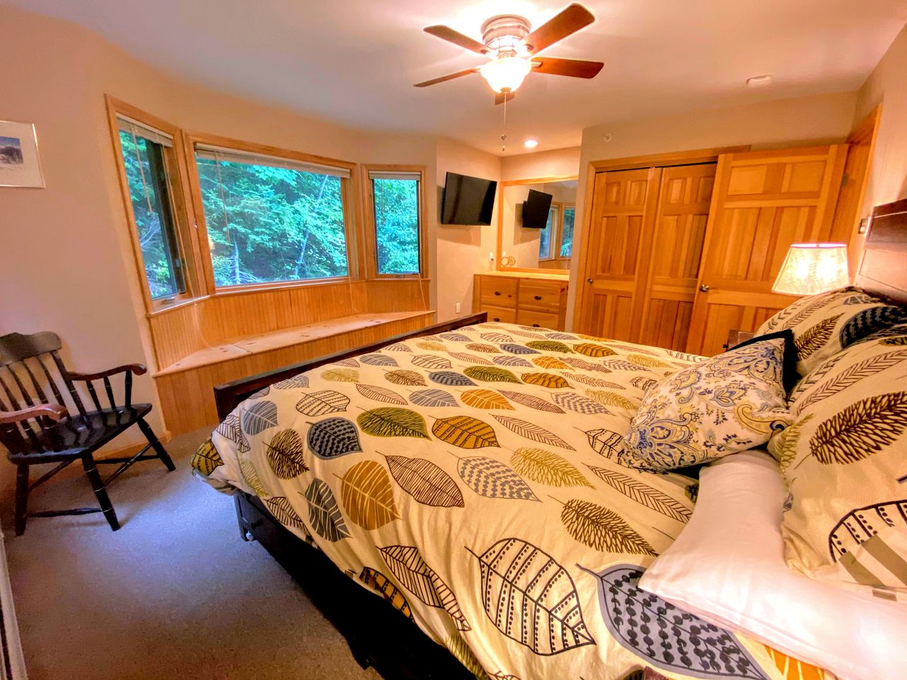 Modern Cabin Rental Perfect for a Luxury Ski Vacation near Mount Washington